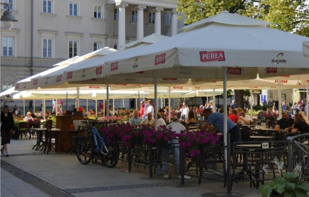 Hotelowe Pokoje Paris -Rynek Centrum- City One เคียลเซ ภายนอก รูปภาพ