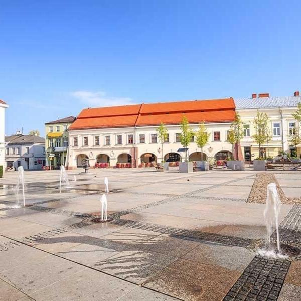 Hotelowe Pokoje Paris -Rynek Centrum- City One เคียลเซ ภายนอก รูปภาพ